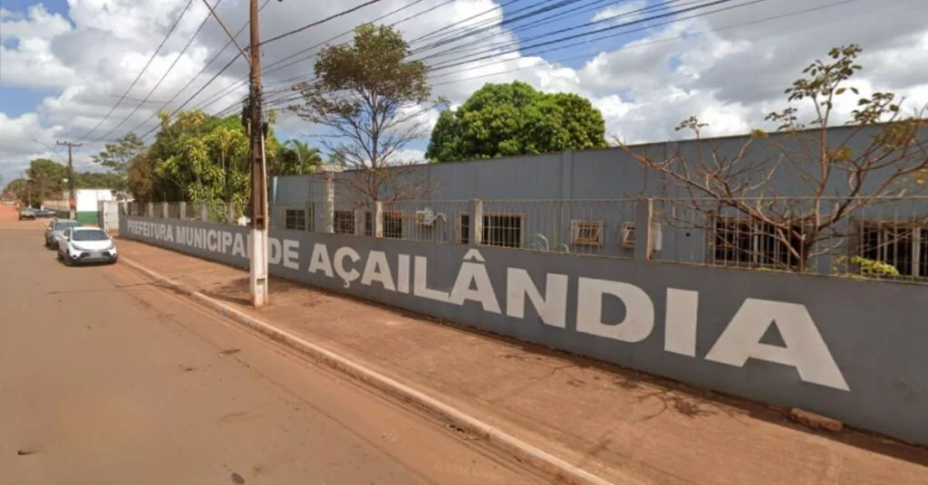A Justiça declarou nulo o Edital de Concorrência Pública nº 005/2024 e proibiu o Município de Açailândia de tomar qualquer medida para contratar serviços públicos de abastecimento de água e esgotamento sanitário.