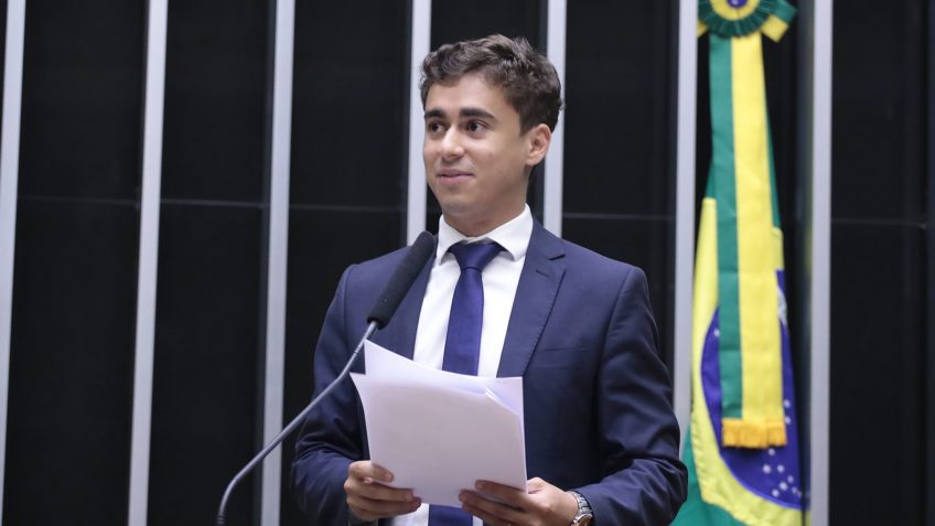 Nikolas protocola impeachment de Lula na Câmara