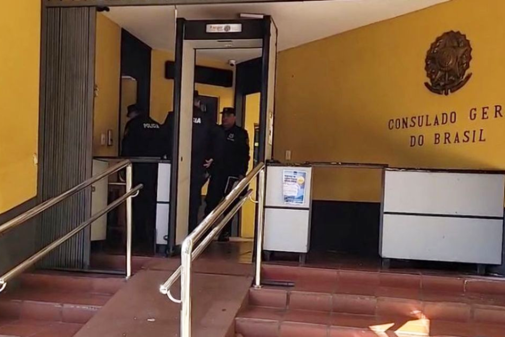 Brasileiro atira contra consulado do Brasil em cidade no Paraguai