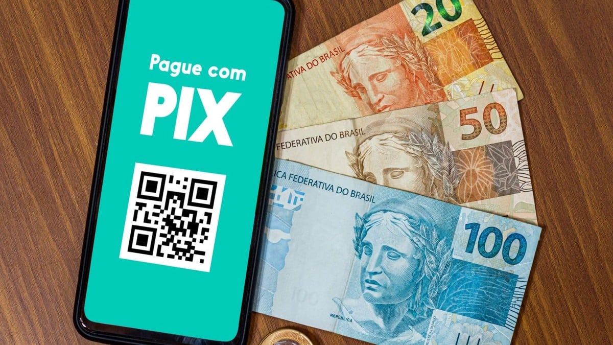 Os bancos devem verificar com a Receita Federal as informações vinculadas ao Pix para evitar fraudes, como inclusão de pessoas mortas em chaves de terceiros.