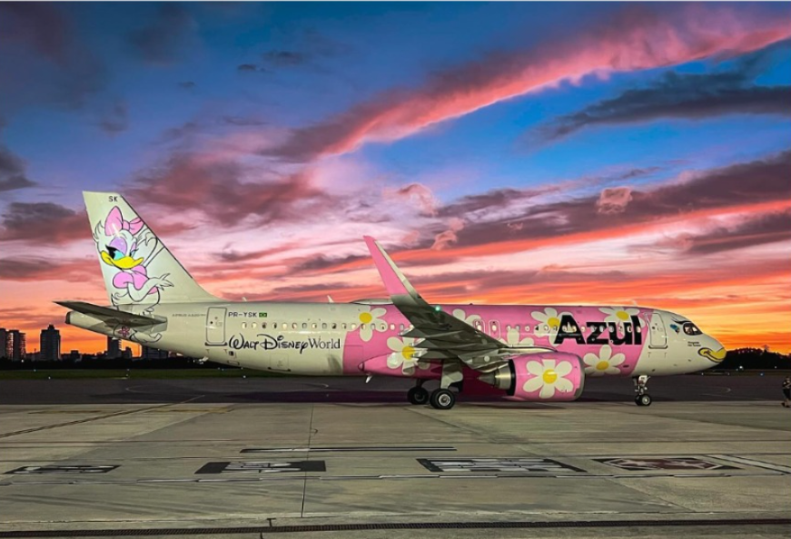 Avião da Azul faz pouso de emergência em BSB após ameaça de bomba