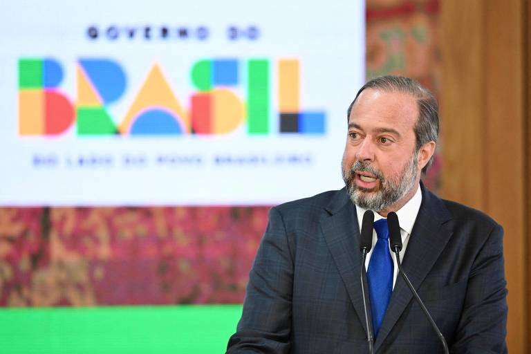 Não precisaremos do horário de verão neste ano, diz ministro