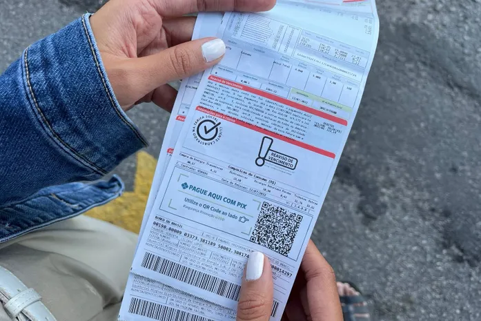 Famílias de baixa renda podem negociar dívidas de conta de luz com descontos