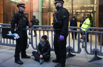 Greta é presa em Londres por apoiar grupo pró-Palestina