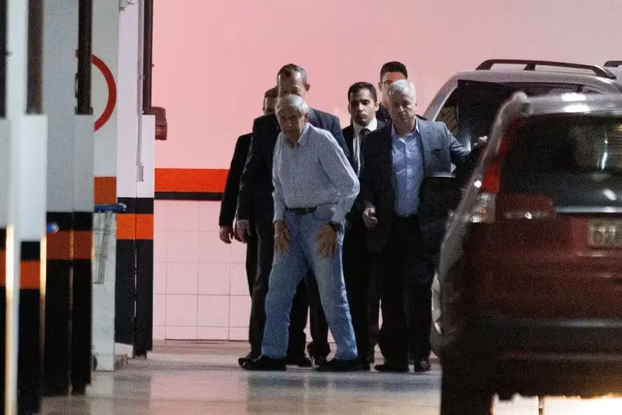 General Heleno deixa Comando Militar para cumprir domiciliar