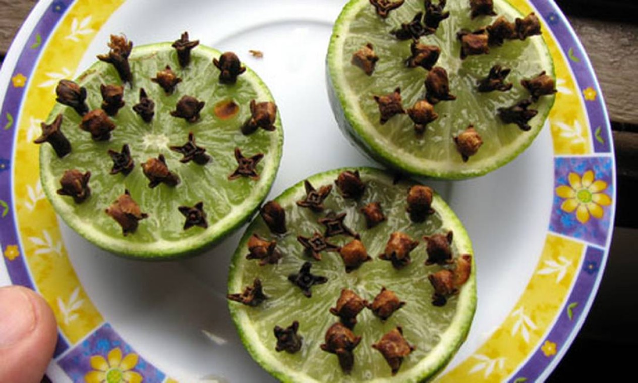 Como combinar cravo-da-índia e limão