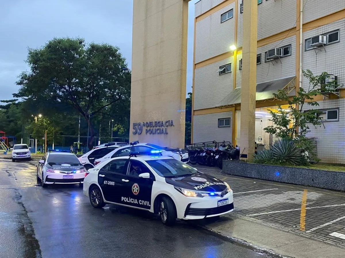 Pai é preso por assediar colega do filho; vítima tem 13 anos de idade