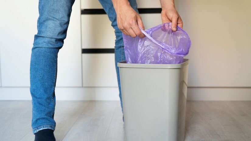 Adeus lixo com mau cheiro