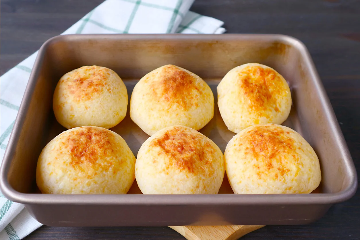 Pão de 3 ingredientes: simples, rápido, fácil e macio