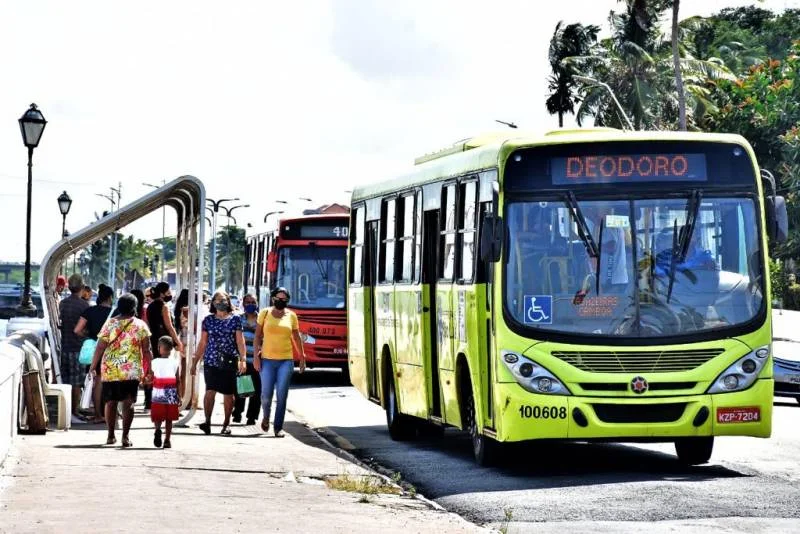 FIM DA GREVE: Justiça determina retorno do transporte urbano em SL