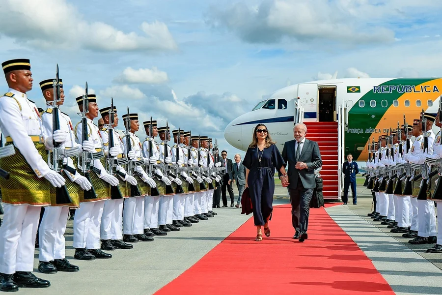 Lula levará em viagem à Europa comitiva que terá 15 ministros