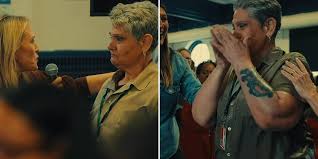 Presa há 17 anos, mulher se rende a Jesus e é batizada em prisão nos EUA