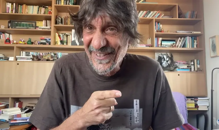 Escritor que disse ‘evangélico não tem que votar’ é indiciado por discriminação religiosa