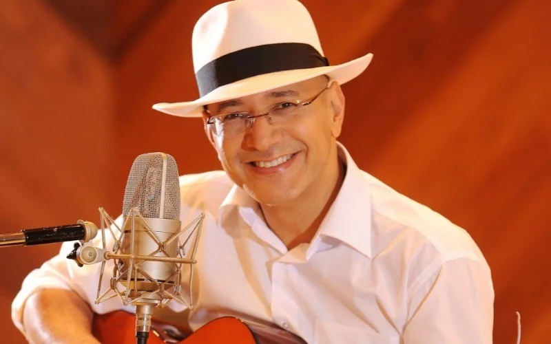 Cantor gospel Sérgio Lopes celebra 35 anos de carreira
