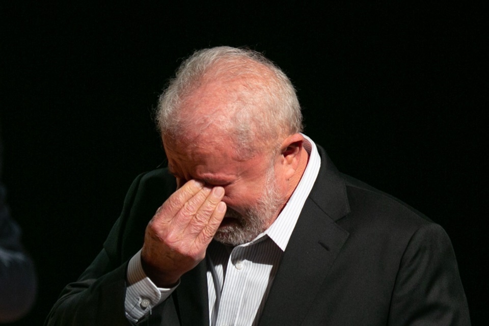 REJEIÇÃO: pesquisa indica que Lula é desaprovado por 50,3% dos eleitores