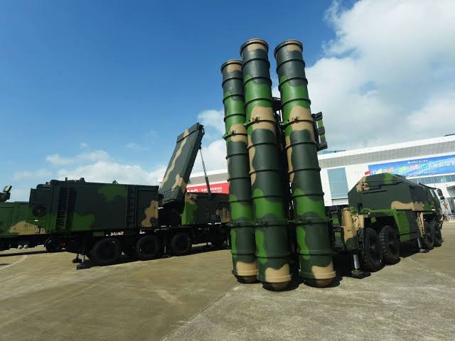 China testa míssil balístico lançado de submarino e alerta países vizinhos