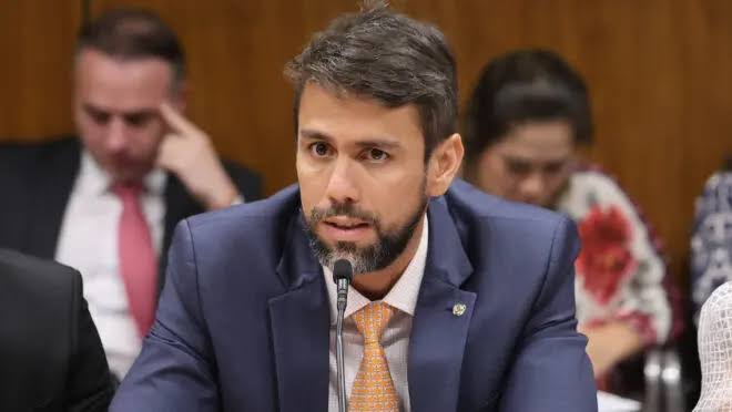 Pedro Lucas desiste da disputa ao Senado e confirma candidatura à reeleição para deputado
