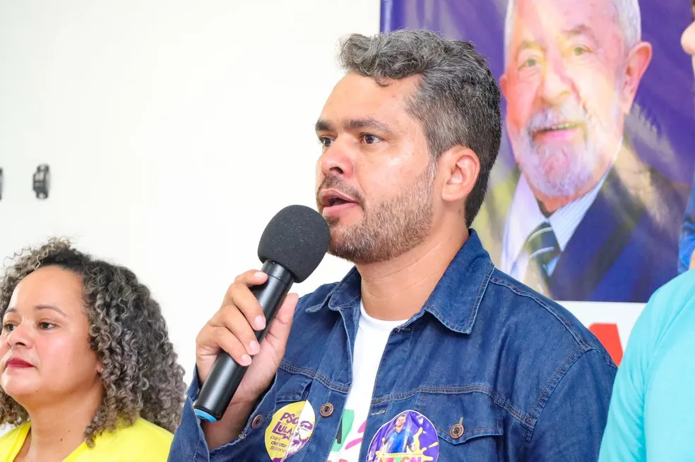 Enilton Rodrigues retira pré-candidatura ao Governo