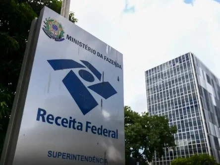 Receita libera consulta ao terceiro lote de restituição do Imposto de Renda 2026