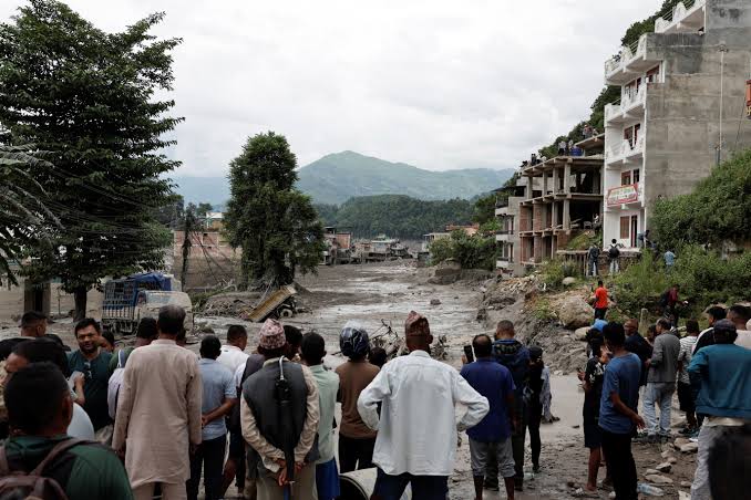 Avalanche no Nepal e no Tibete: número de mortes chega a 362, e quase 1.500 estão desaparecidos