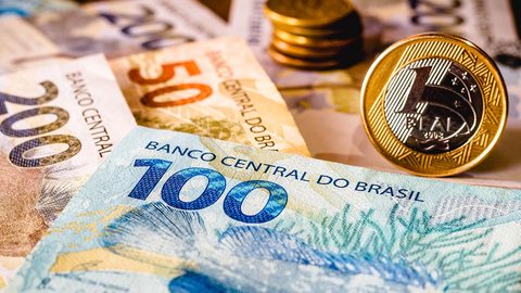 Governo propõe salário mínimo de R$ 1.741 em 2027