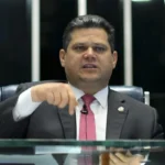 Mensagens mostram relação entre Alcolumbre e Vorcaro