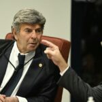 Fux derruba decisão de Dino e redes devem excluir fake news sobre padroeira