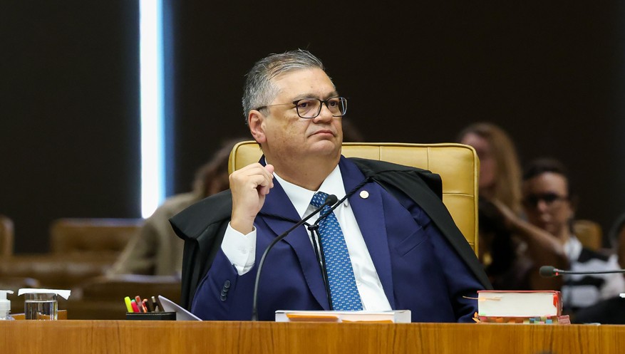 Dino manda PF investigar onda de ataques a imagens religiosas no país