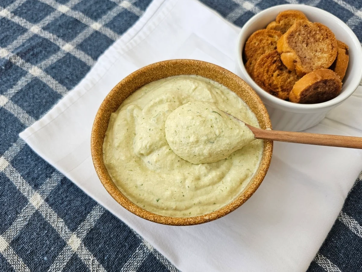 Patê de alho com azeitona