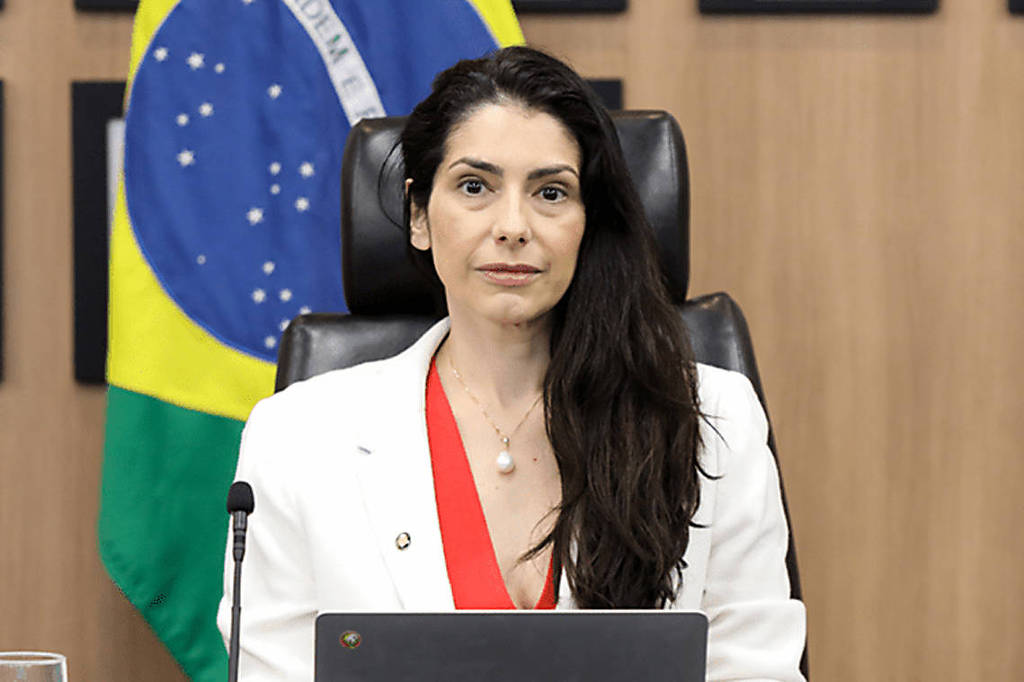 Ministra do TSE que proibiu púlpito vazio já declarou voto em Lula