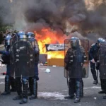 Pastora chama cristãos a orar pela França após protestos violentos: 'Só Jesus é o caminho’