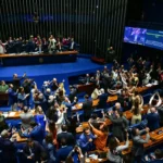 Congresso Nacional promulga fim da escala de trabalho 6x1