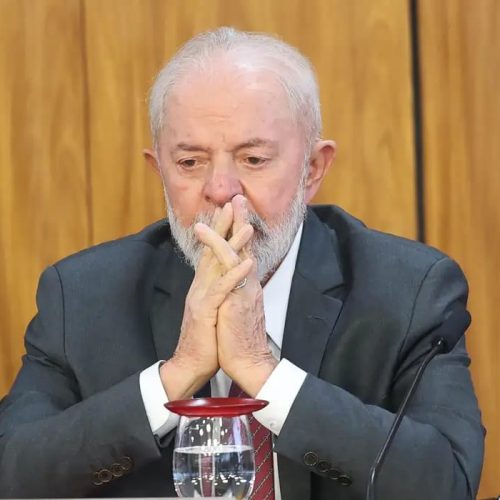 Com o dobro do 2° colocado, Lula é o líder mais rejeitado do país
