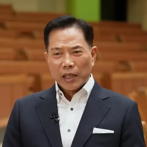 Primeiro pastor preso em 78 anos na Coreia do Sul por opinião bíblica é libertado