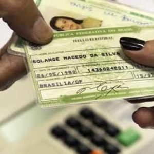 Mais de cinco milhões de eleitores podem ter o título cancelado