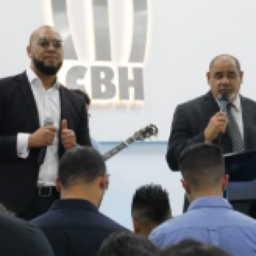 Morre o apóstolo Canroberto Carfi, líder da Batista Hermom e pai do cantor Ton Carfi