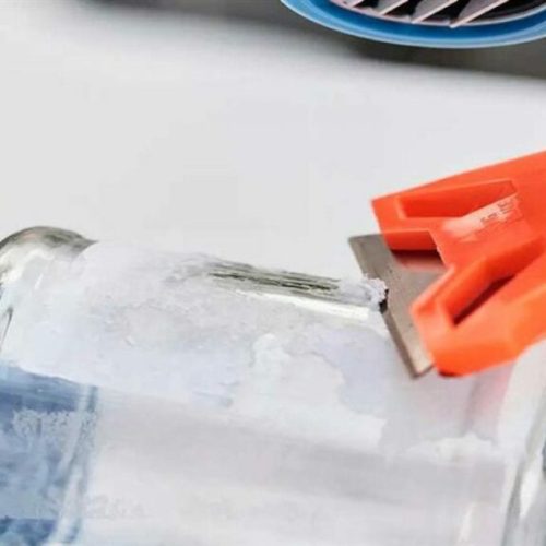 Dicas práticas para tirar cola de rótulos