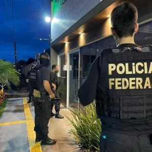 PF manda cidadão tirar suposta crítica à Lula de sacada em SP