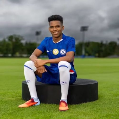 Estêvão Willian atribui recuperação de lesão à ação de Deus