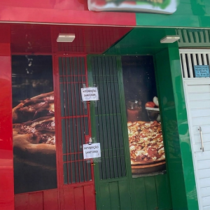 Polícia considera improvável envenenamento intencional em caso de pizzaria investigada por surto de intoxicação