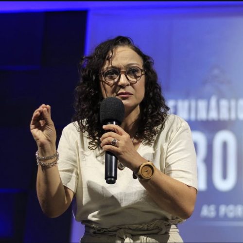 Morre em São Luís a cantora gospel Gláucia Rosane após luta contra o câncer