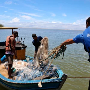 Pescadores iniciam cadastro para ação coletiva de indenização por derramamento de óleo em 2019 no MA