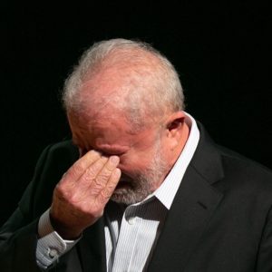 REJEIÇÃO: pesquisa indica que Lula é desaprovado por 50,3% dos eleitores
