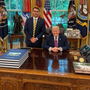 Flávio diz a Trump que EUA terão país aliado e não será necessário taxar empresas brasileiras