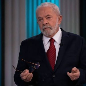 Eleições: Lula avalia faltar a todos os debates de primeiro turno