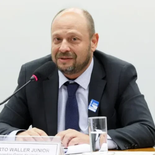 Lula demite presidente do INSS, Gilberto Weller, e governo anuncia servidora para comando