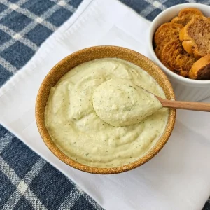Patê de alho com azeitona