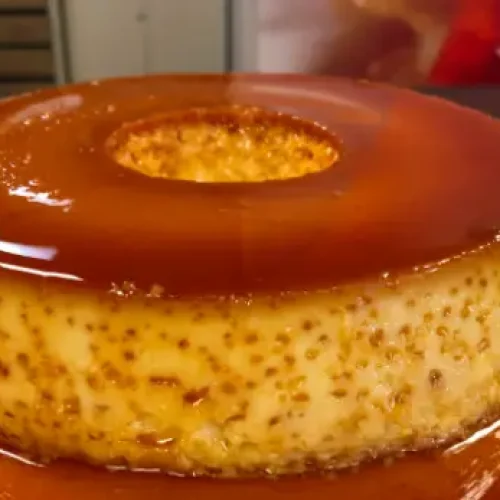 Pudim gelado fácil que conquista na primeira colherada