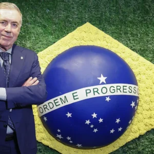 O retrospecto do treinador no comando técnico